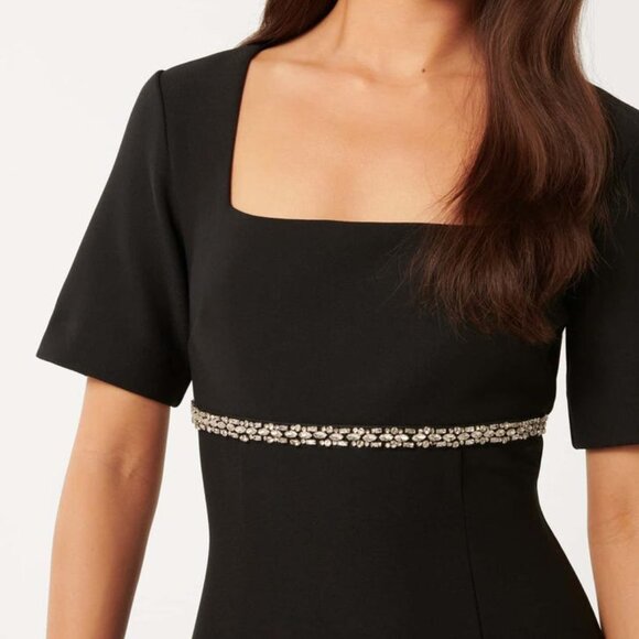 Lori Embellished Bodycon Dress In Black - Picture 6 of 7